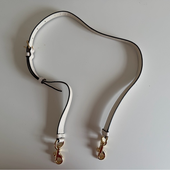 Coach Jules Hobo bag in chalk/white refined pebble leather - Picture 14 of 16